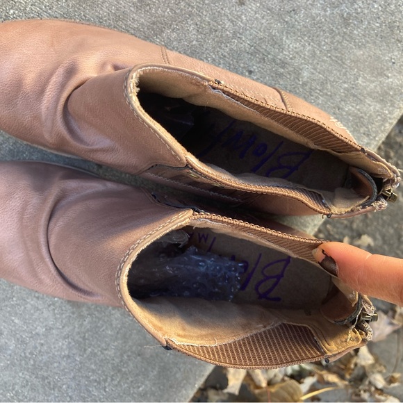 Blowfish Light Brown Ankle Booties - Picture 4 of 8